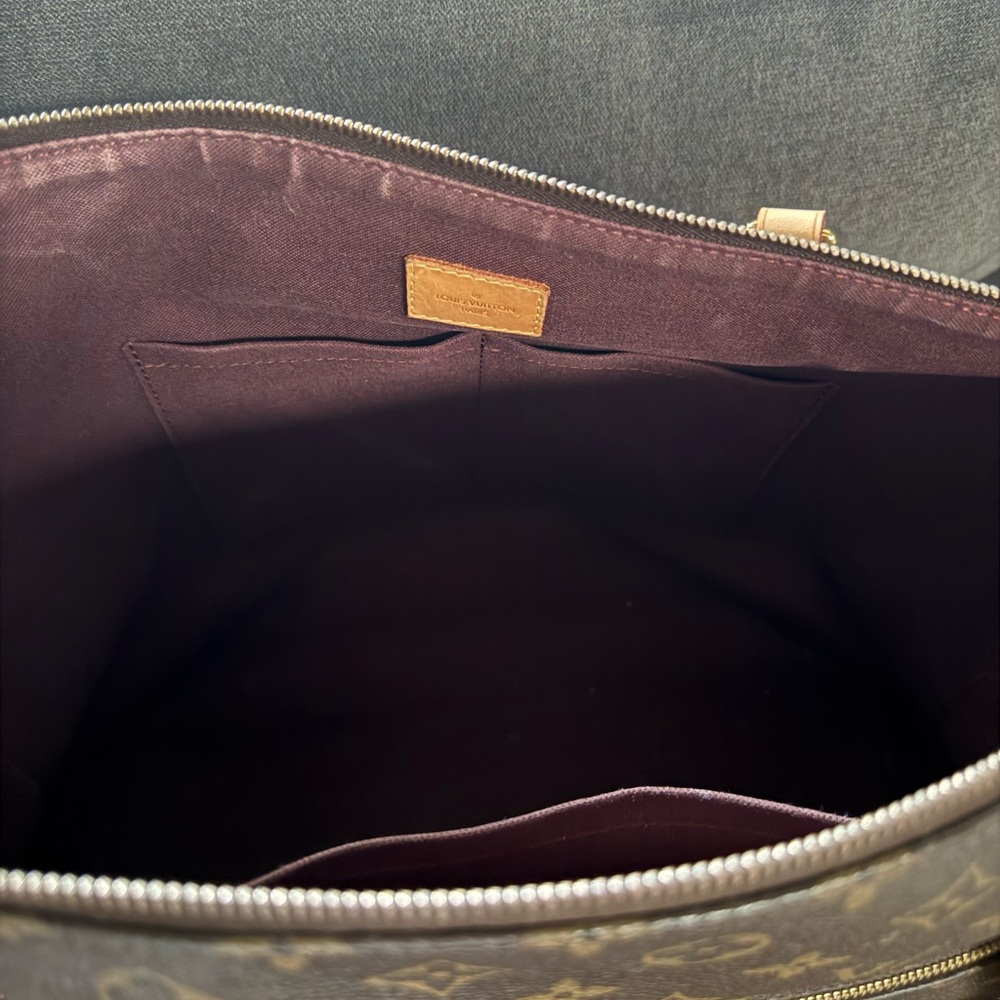 Louis Vuitton Monogram Canvas Tote with Vachetta Trim - Picture 3 of 4